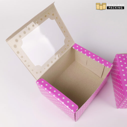 กล่องเค้ก กล่องกระดาษ กล่องใส่ขนม กล่องใส่ขนมเค้ก สีชมพูลายจุด เจาะหน้าต่างใส เปิด